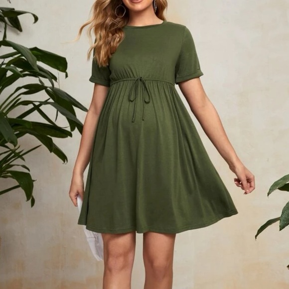Avery Reigns Dresses & Skirts - Maternity Cuffed Sleeve Dress